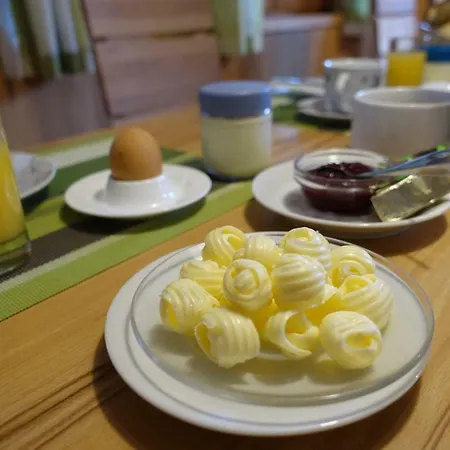 Guest house Haus Romy 3*